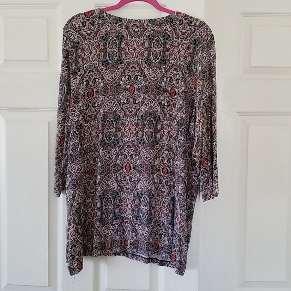 V- neck Tunic - Picture 4 of 4